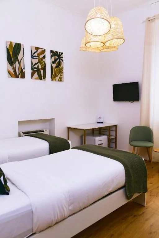 Double/Twin Room with Garden View — La Villa bed & breakfast