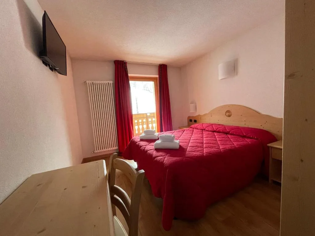 Double/Twin Room — Hotel Genzianella