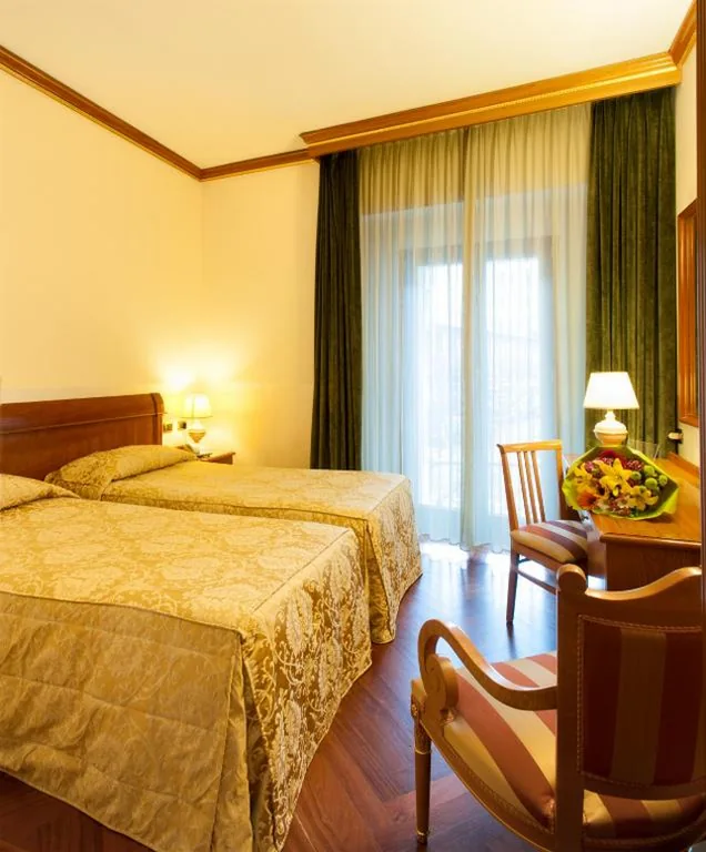 Double Room with Single Beds — Hotel Marconi