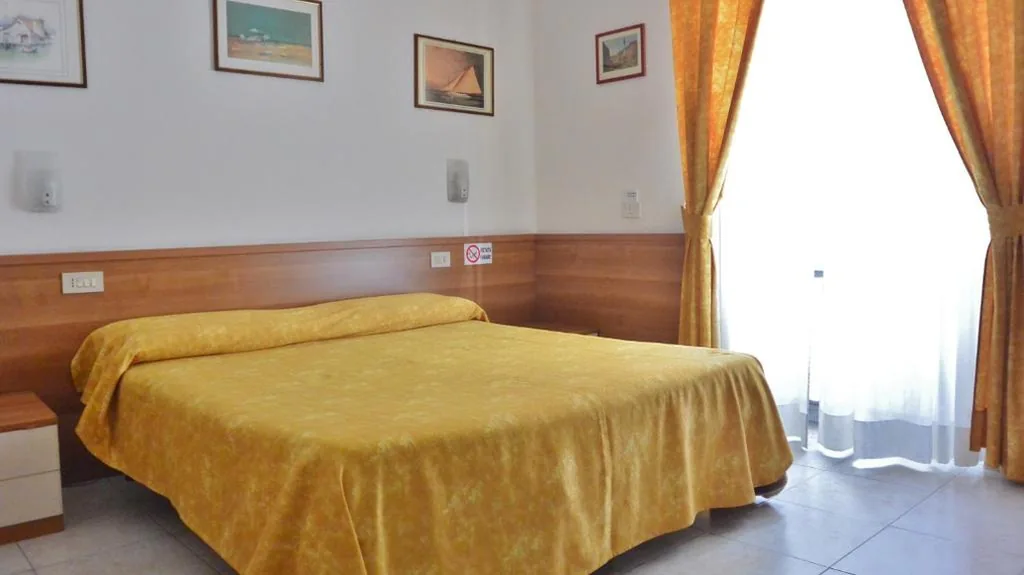 Double Room with Twin Beds — Hotel Mignon