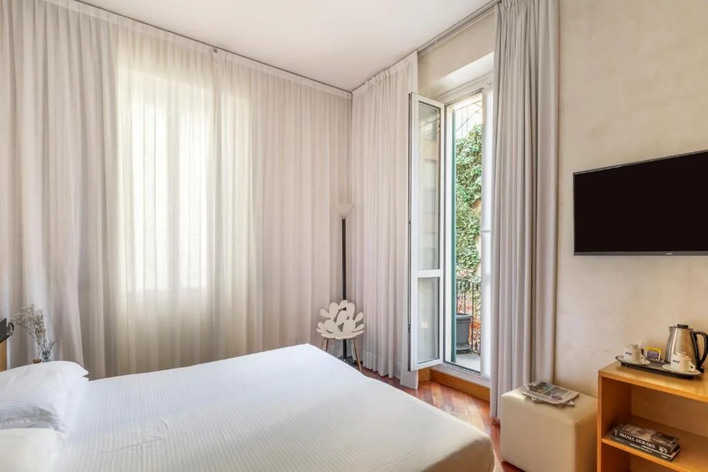 Double/Twin Room — Hotel Sanpi Milano