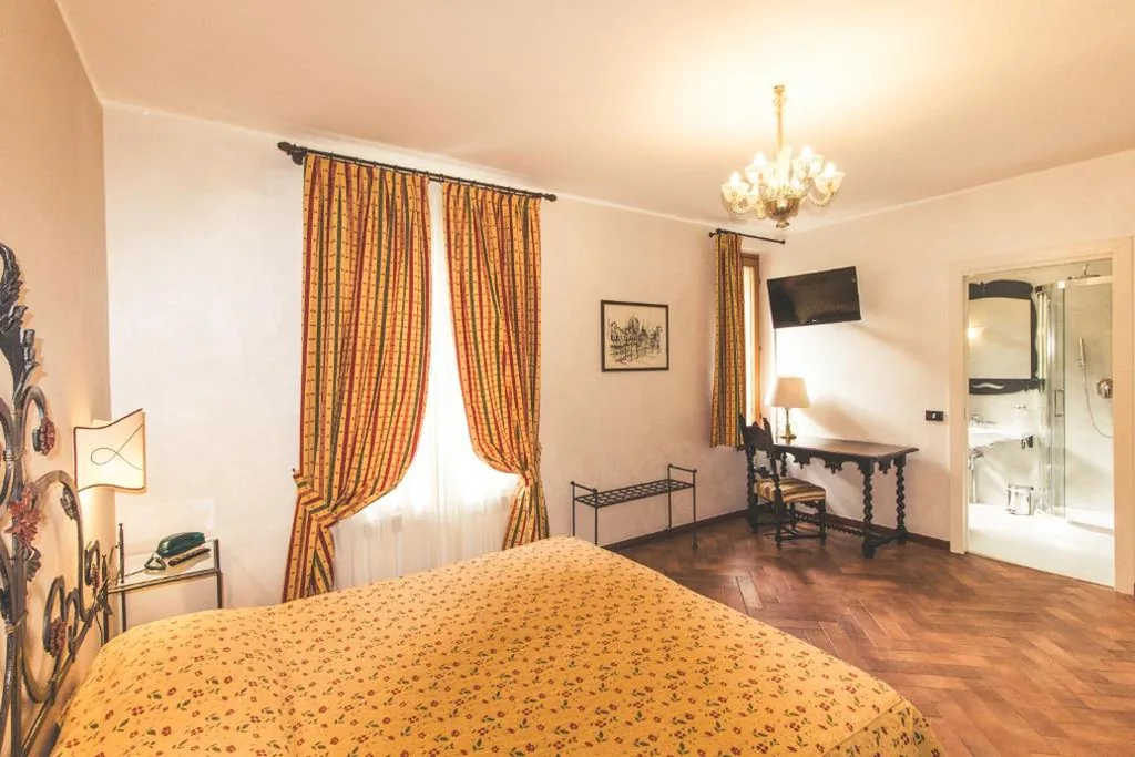 Double Room/Twin Room — La Valletta Relais