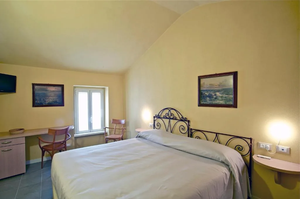 Double/Twin Room — Locanda della Maria
