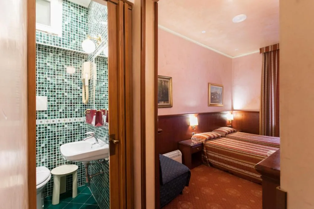 Camera Matrimoniale/Doppia con Letti Singoli — New Apartment Marghera