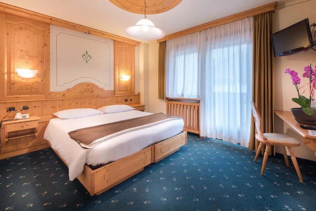 Double/Twin Room - Ground Floor — Hotel Astoria