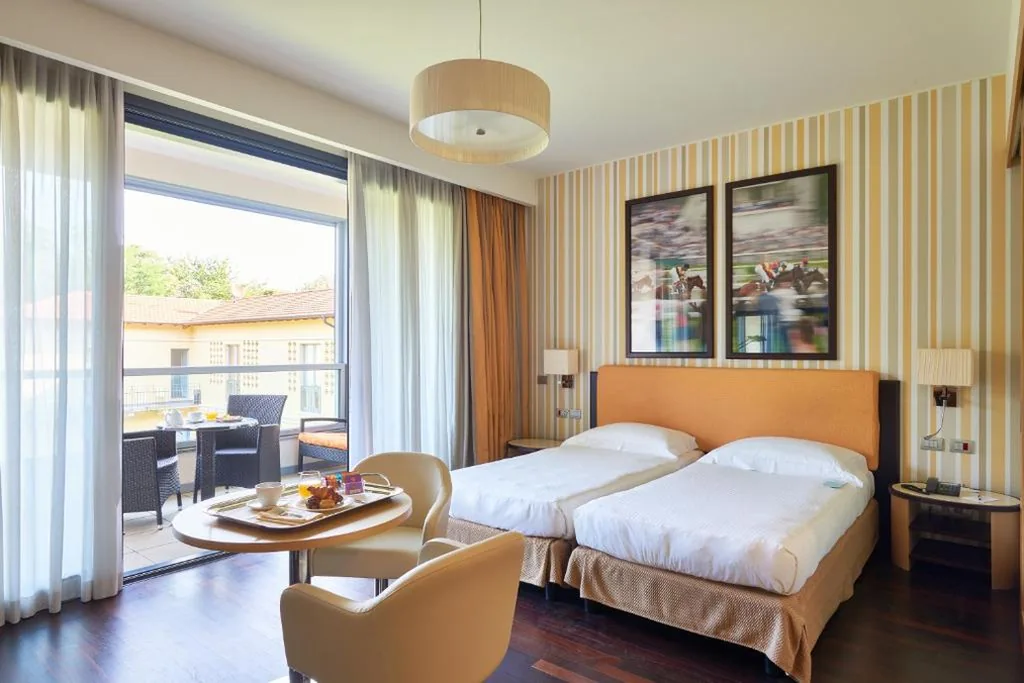 Double/Twin Room — UNAHOTELS Varese