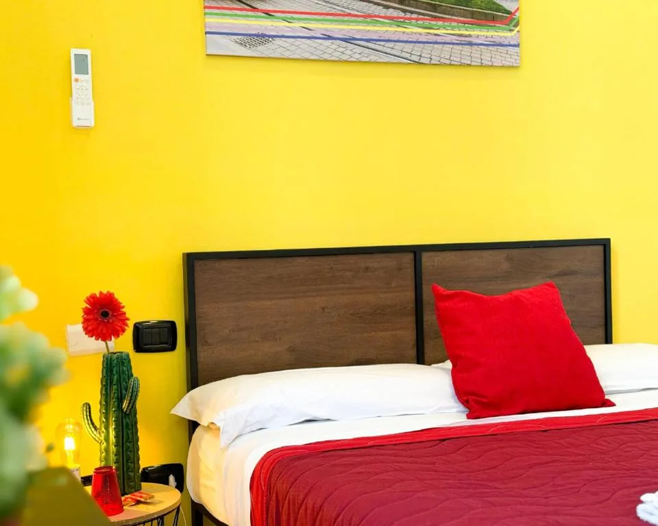 Economy Double Room — Ciao Mi – Accoglienti camere con bagno privato – Milano Niguarda e Bicocca