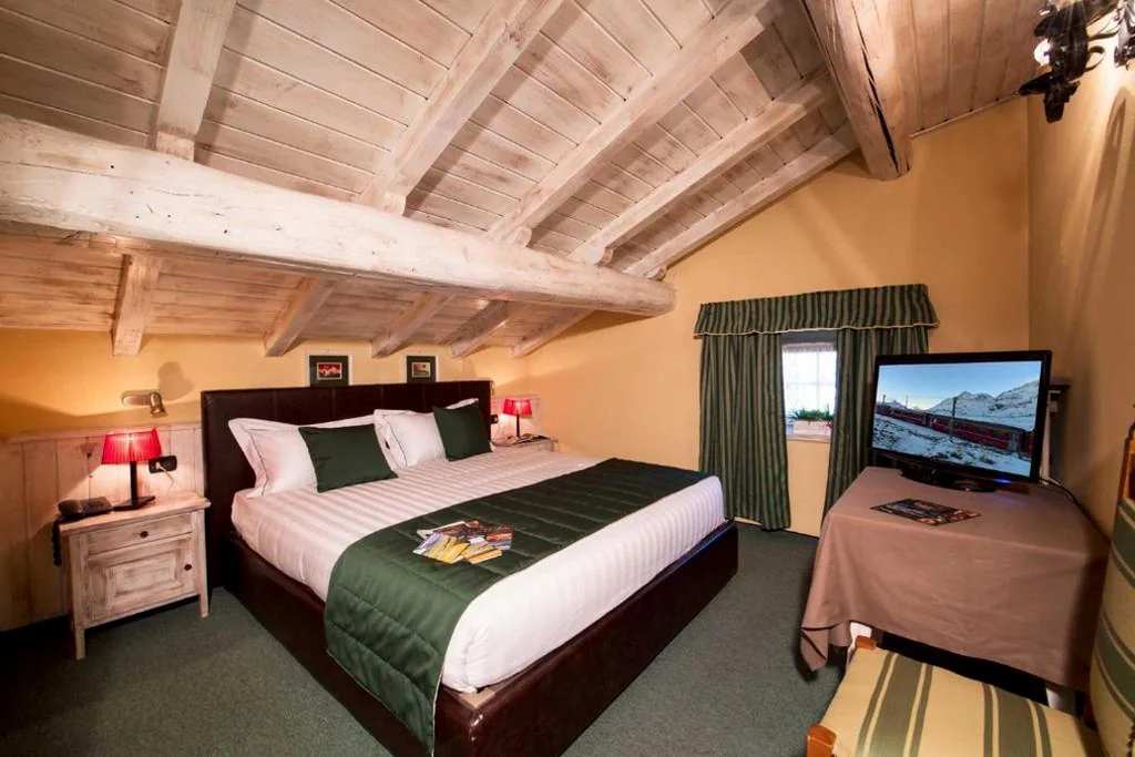 Economy Double Room — Hotel Alpina