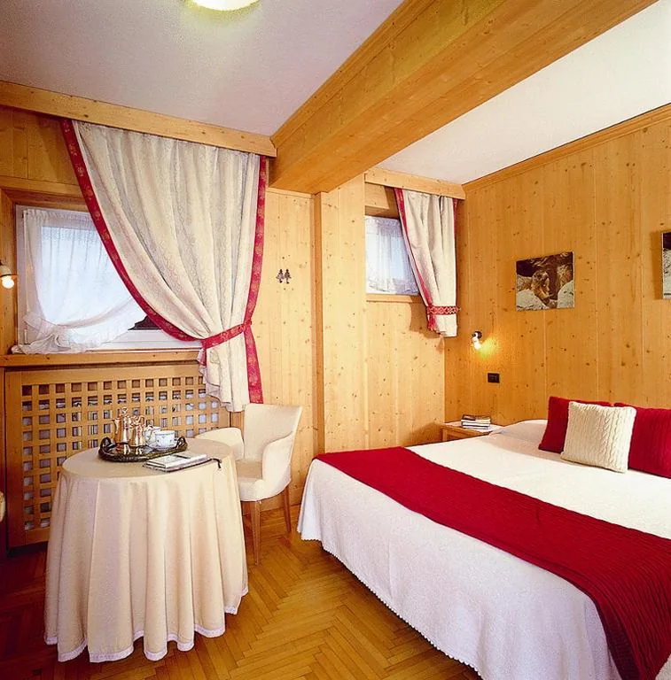 Camera Matrimoniale Economy — Hotel Baita Dei Pini