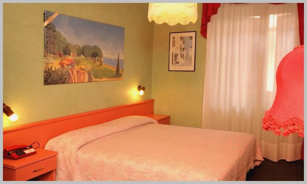 Camera Matrimoniale Economy — Hotel Benaco