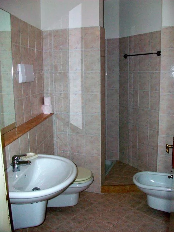 Economy Double Room — Hotel La Romantica