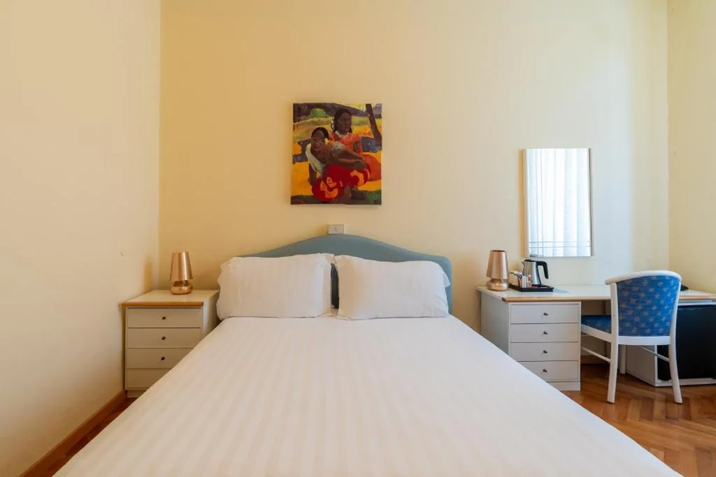 Camera Matrimoniale Economy — Hotel Maderno by Double Hospitality