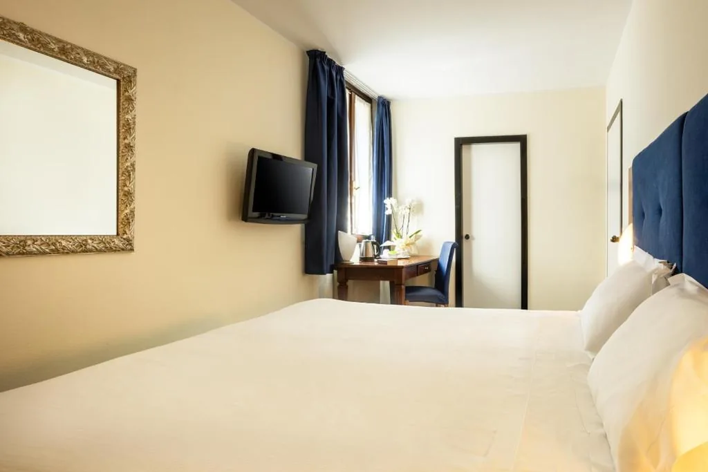 Economy Double Room — Hotel Villa Maria