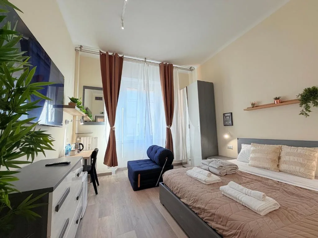 Camera Matrimoniale — Grace House Milano