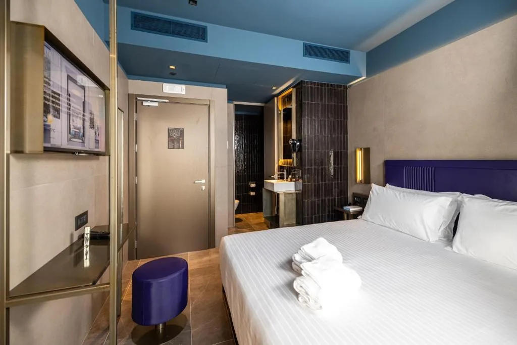 Camera Matrimoniale — HD8 Hotel Milano