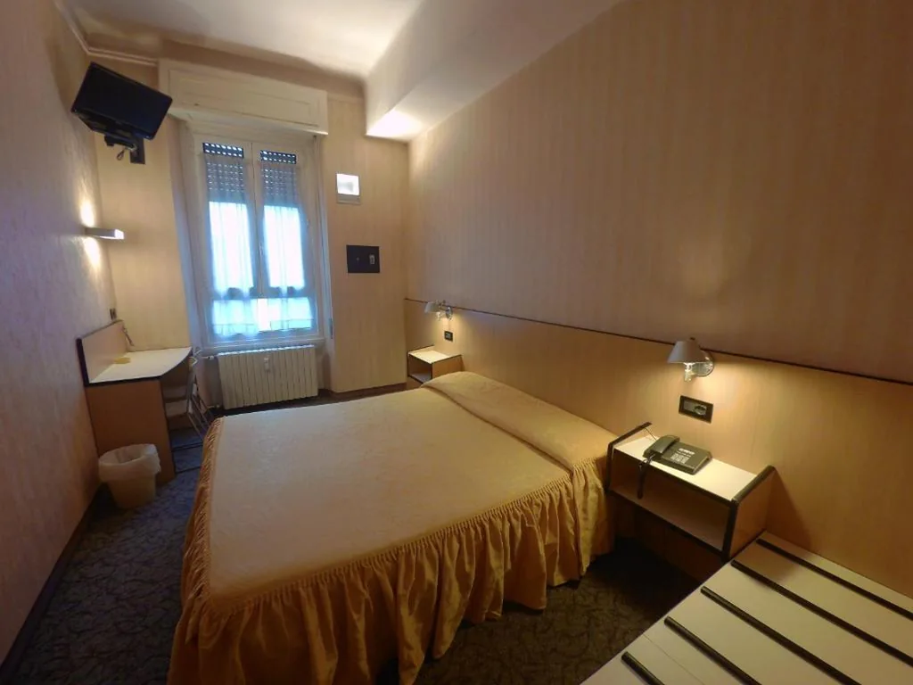 Double Room — Hotel Ada