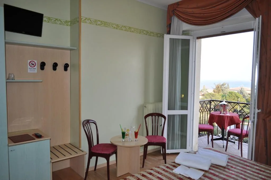 Double Room — Hotel Alsazia