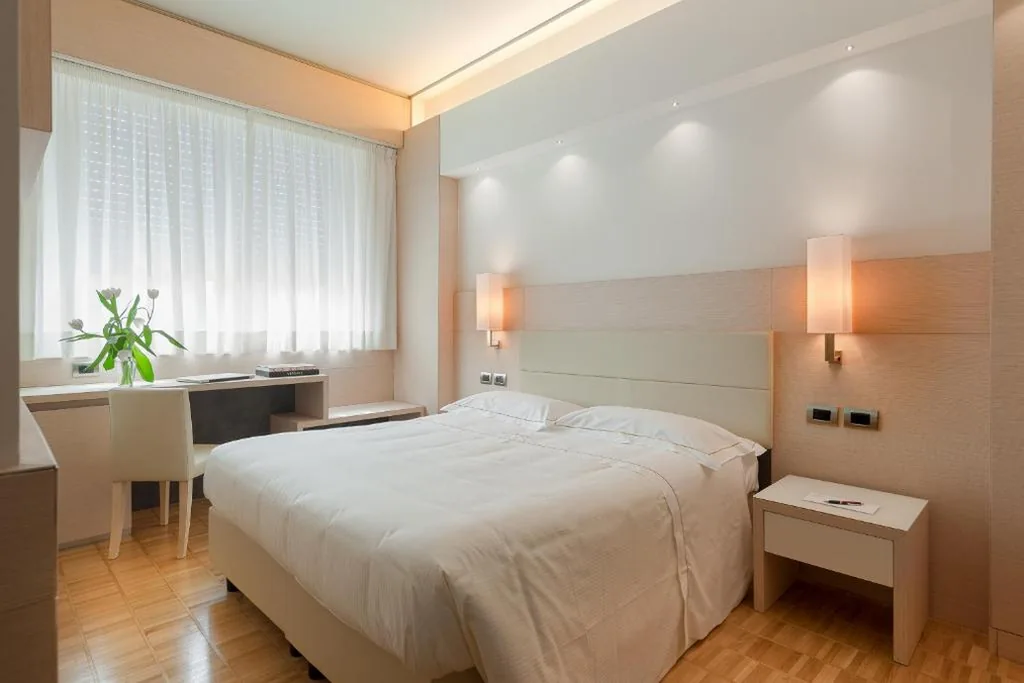 Double Room — Hotel Ariston