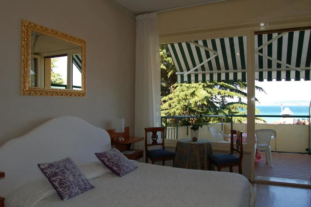 Camera Matrimoniale — Hotel Broglia