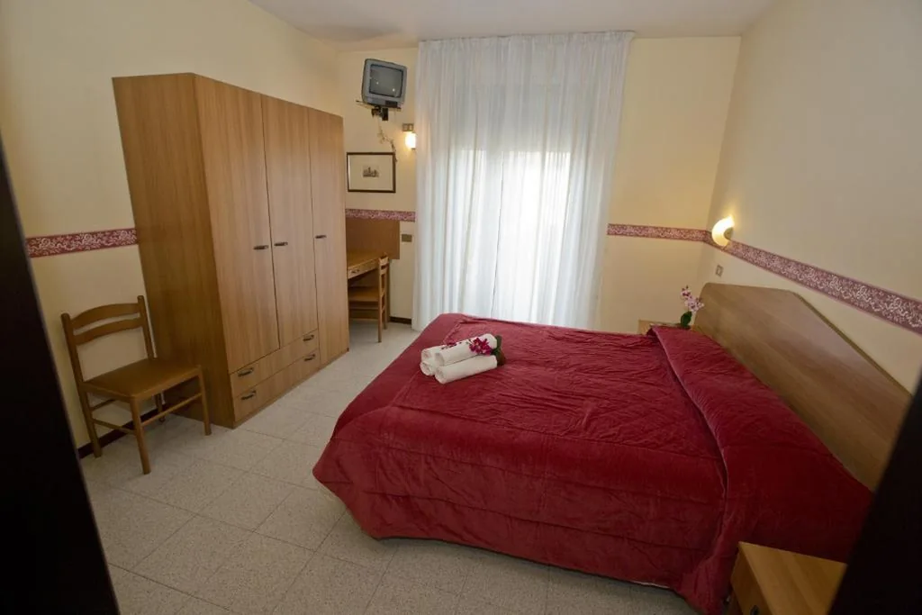 Camera Matrimoniale — Hotel Ganfo