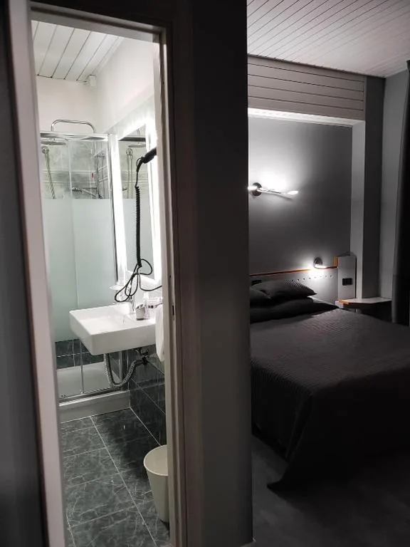 Double Room — Hotel La Vignetta