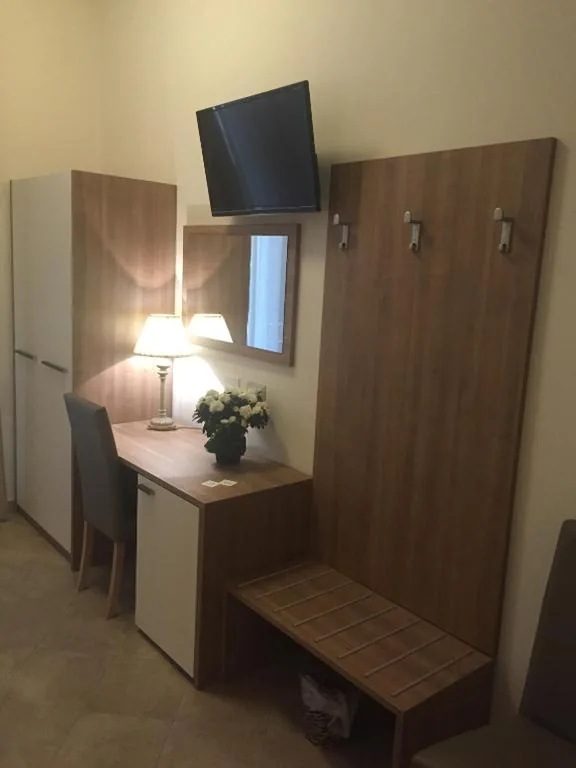 Double Room — Hotel Montecarlo