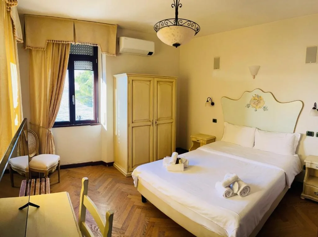 Double Room — Hotel Pace