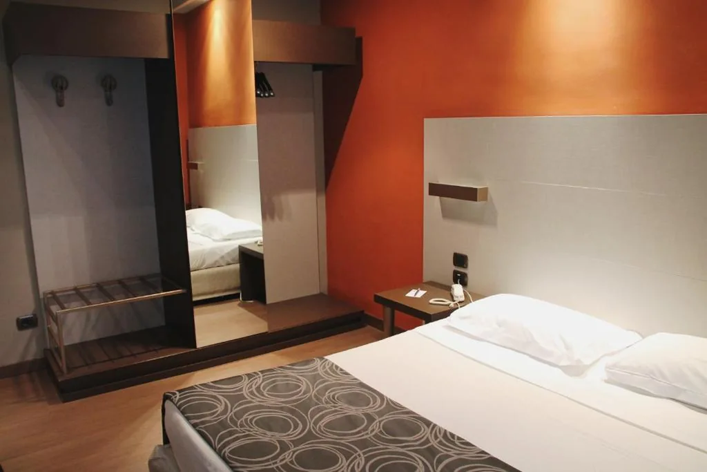 Camera Matrimoniale — Hotel Soperga