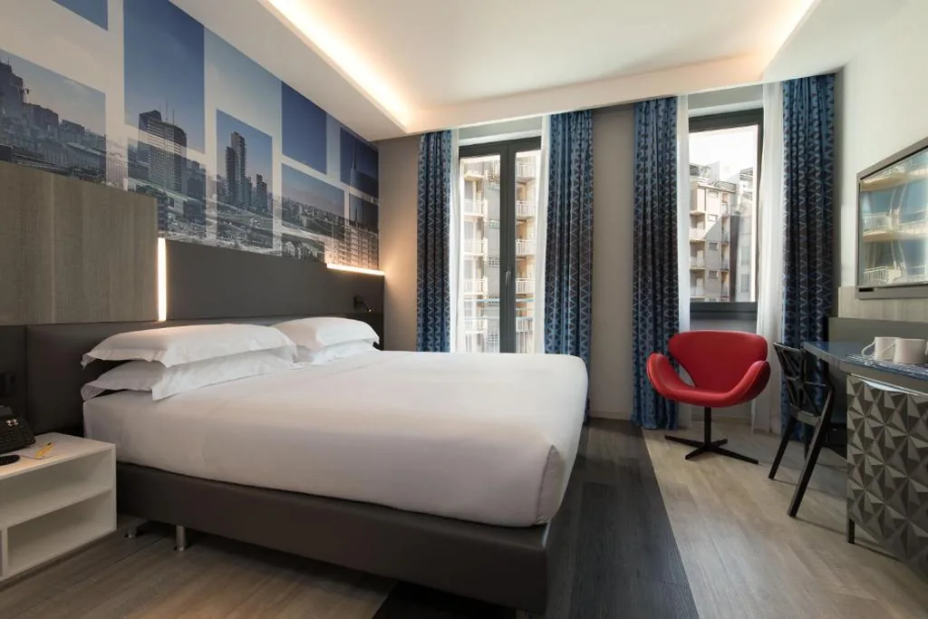 Camera Matrimoniale — iQ Hotel Milano