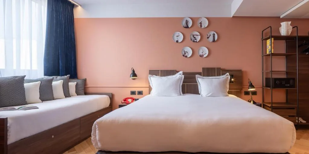 Large Double Room — Urban Hive Milano