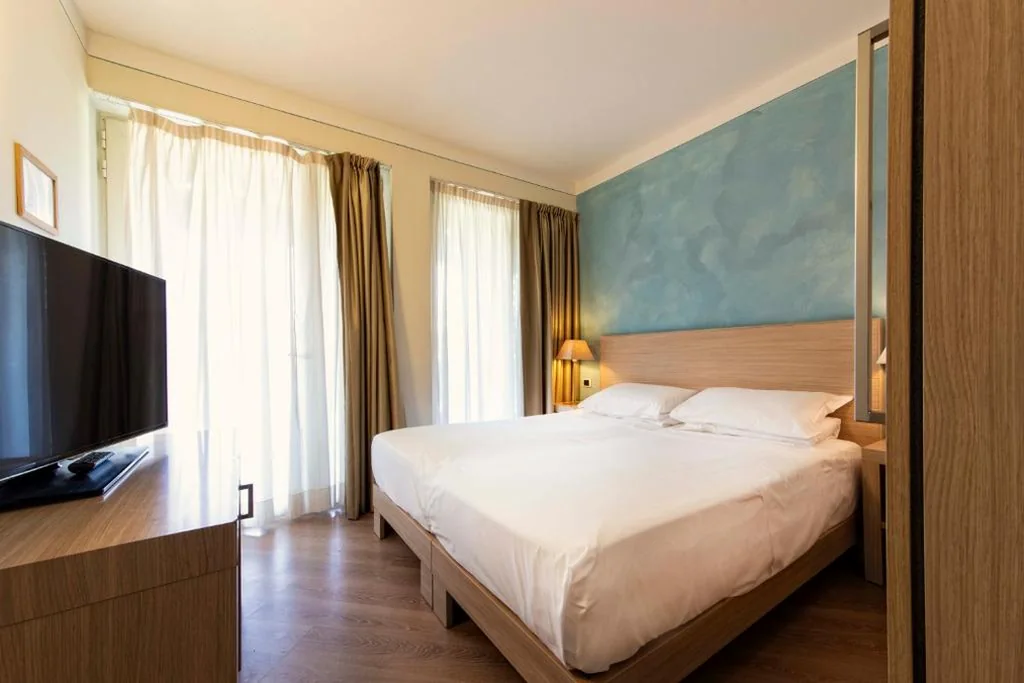 Double Room — Lake Garda Resort