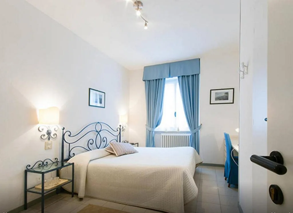 Camera Matrimoniale — Miralago B&B and Apartments
