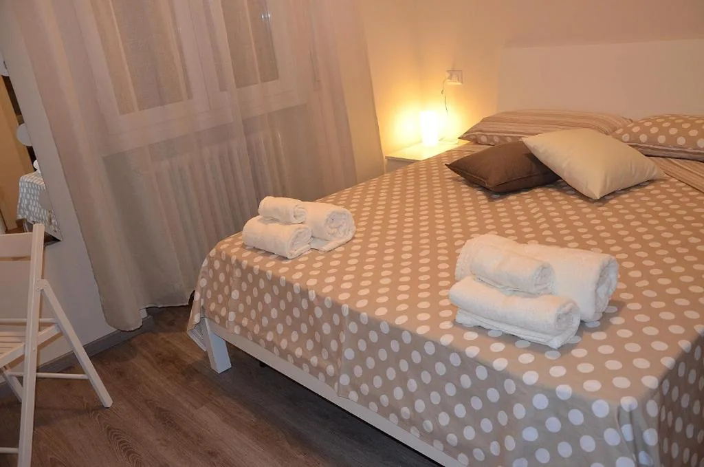 Small Double Room — B&B Panorama Iseo