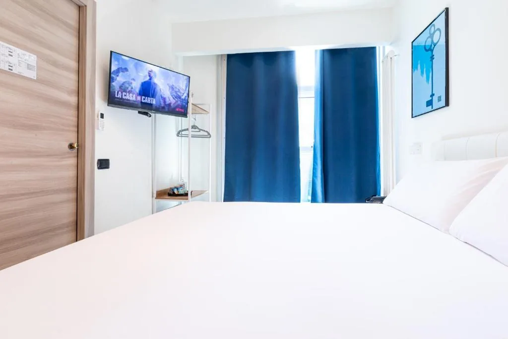 Small Double Room — Città Studi Suites 1 – Top Collection