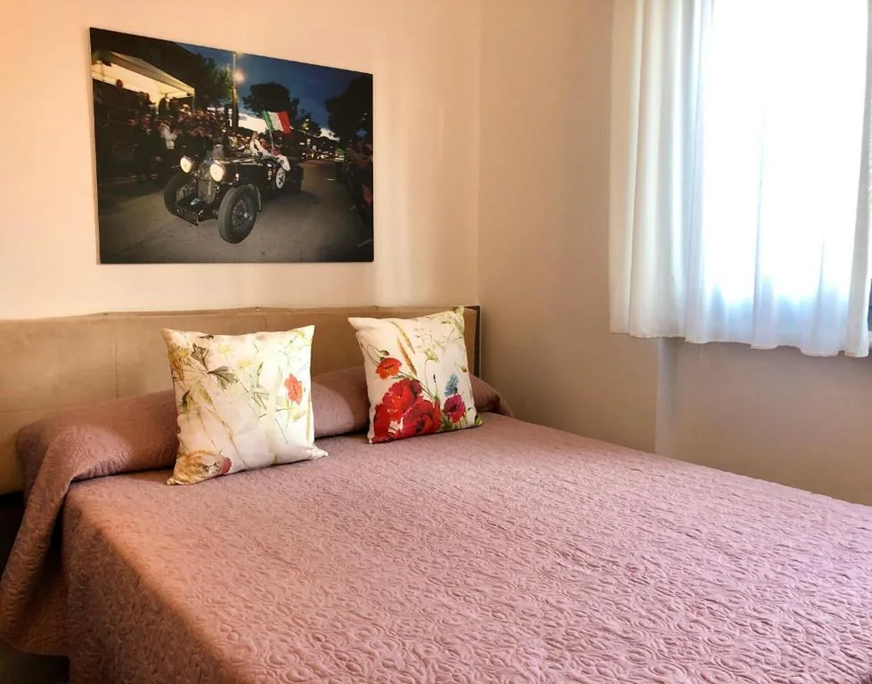 Small Double Room — Hotel Alfieri