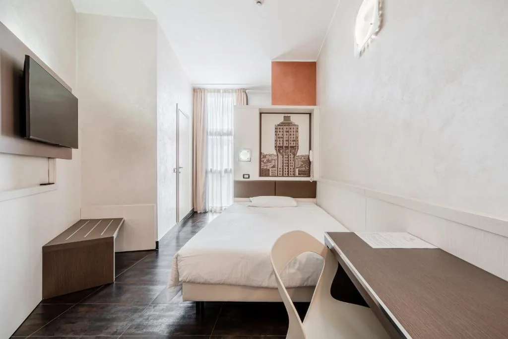 Small Double Room — Hotel Milano Navigli