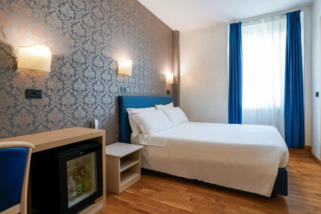 Small Double Room — Hotel Panizza