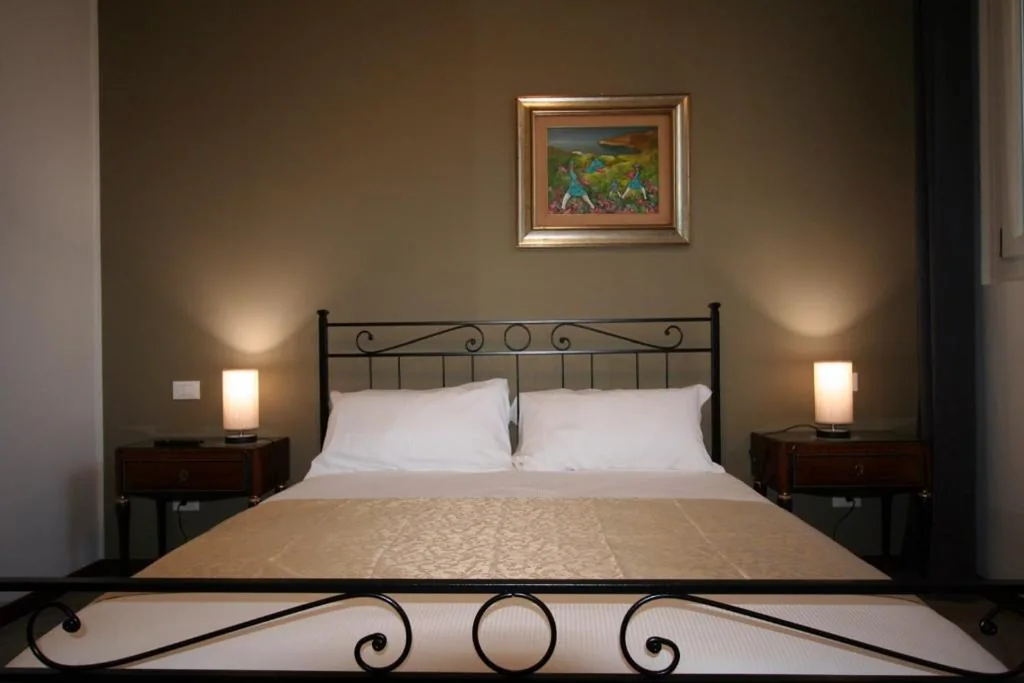 Double Room — SanSiroFiera Rooms