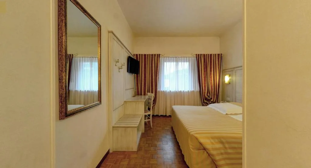 Standard Double Room — Ai Ronchi Motor Hotel Brescia