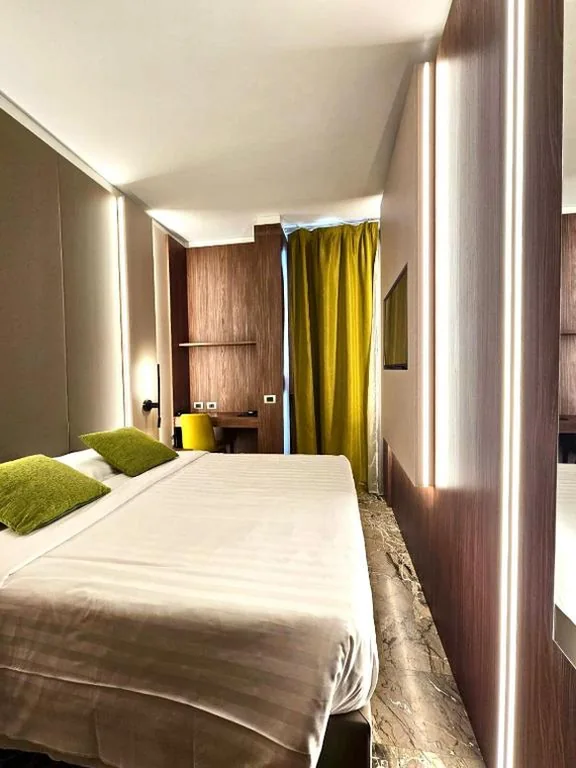 Standard Double Room — Canova Hotel
