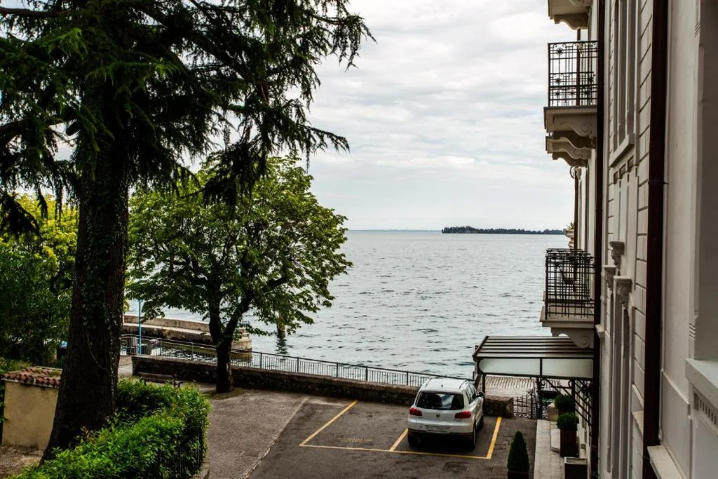 Standard Double Room — Hotel Bella Riva