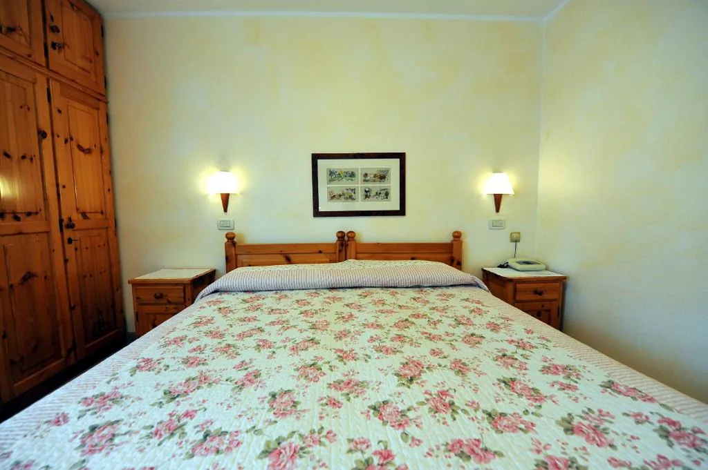 Standard Double Room — Hotel Silene Parking and Garage