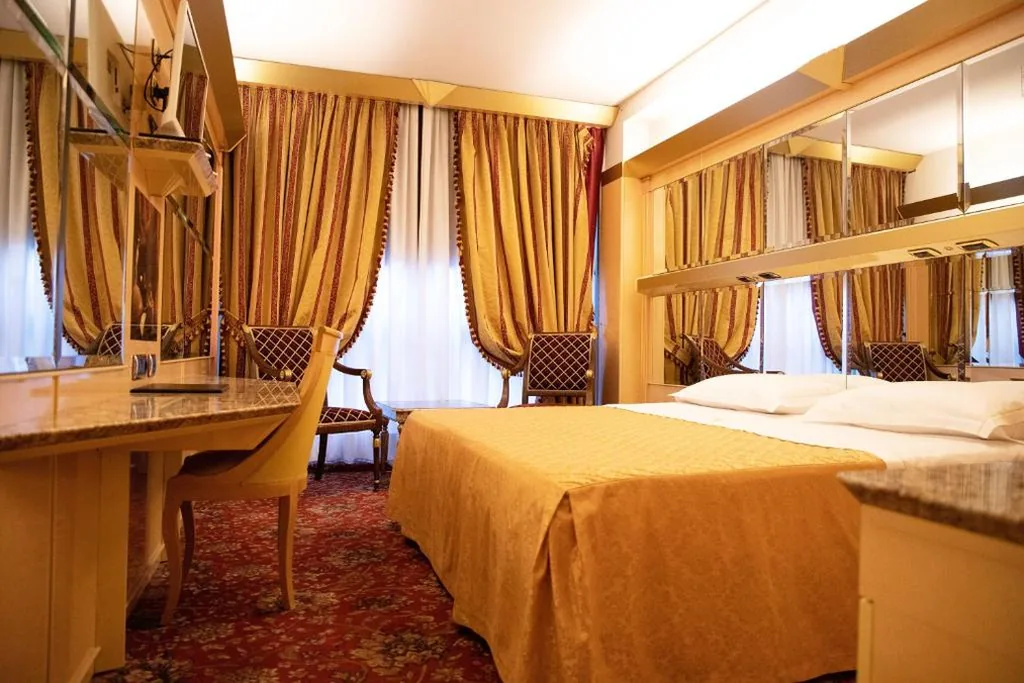 Camera Matrimoniale Standard — Hotel Wagner