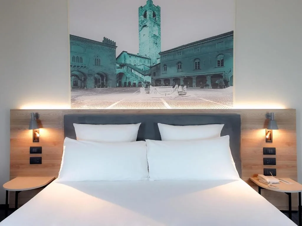 Standard Double Room — Mercure Bergamo Centro Palazzo Dolci