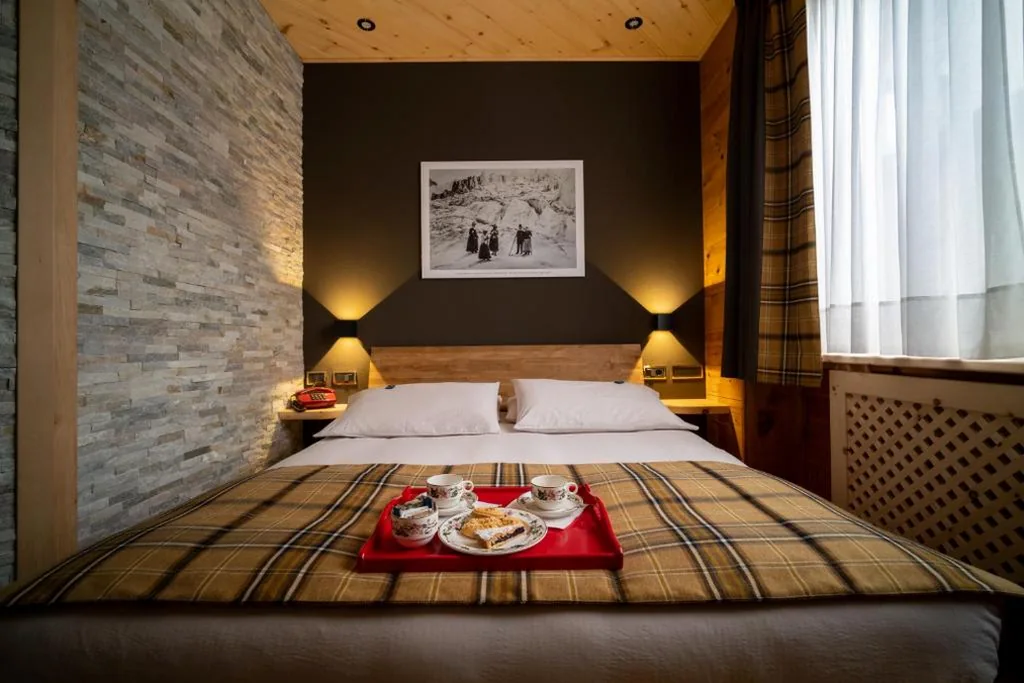 Standard Double Room — Meublè Garnì Della Contea