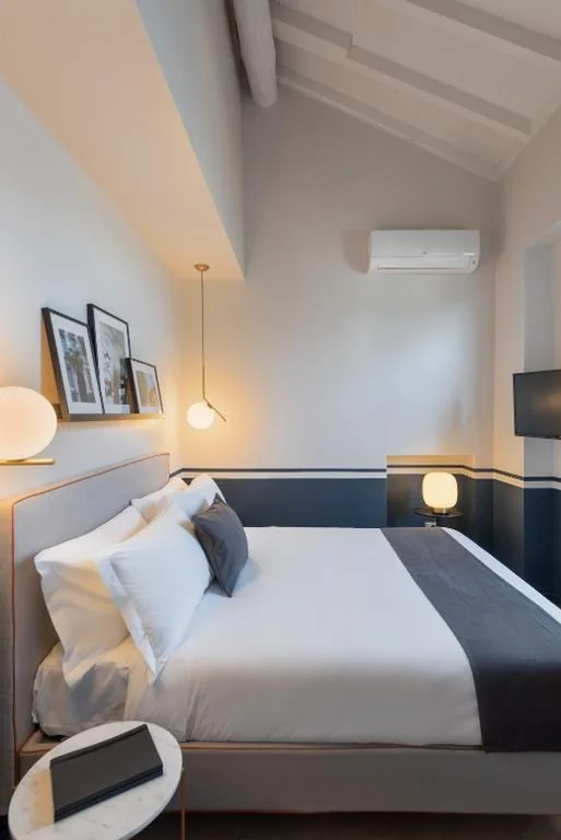 Standard Double Room — Velvet Grey Boutique Hotel