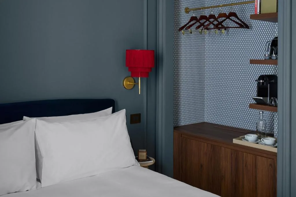 Superior Double Room — Casa Laveni