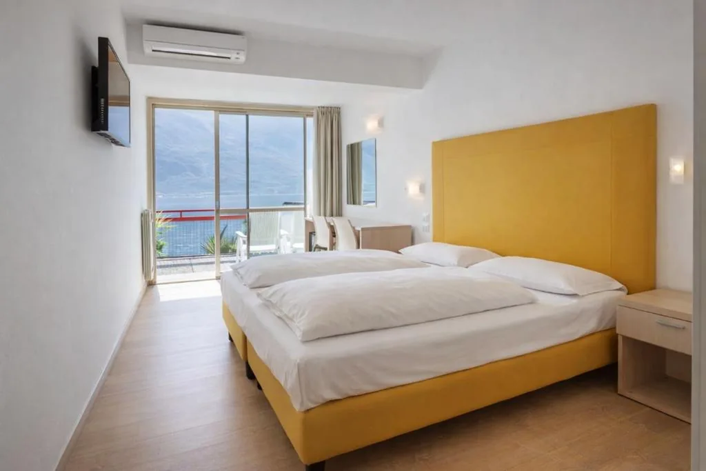 Camera Matrimoniale Superior con Vista Lago — Hotel Lido Lakefront