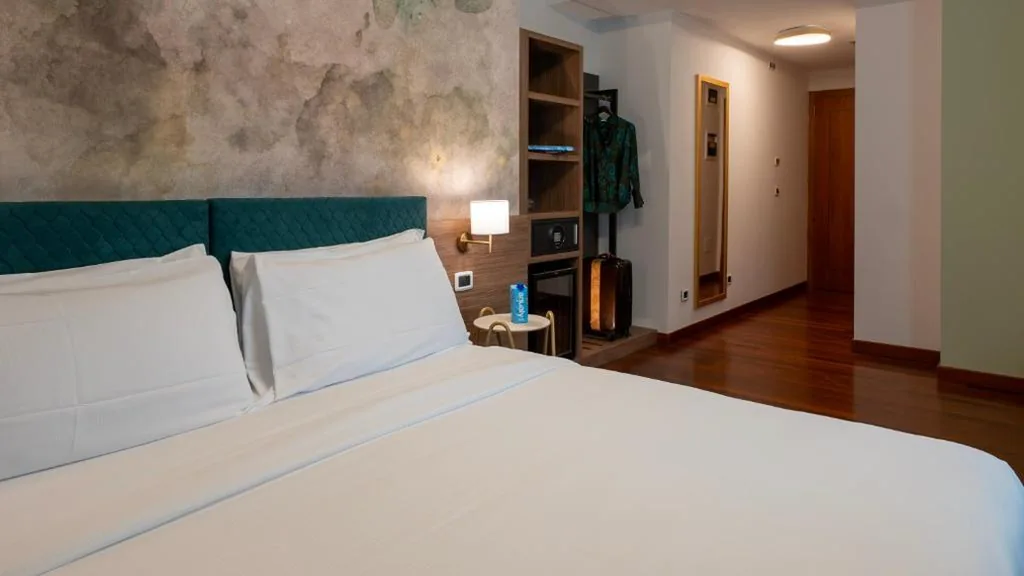 Superior Double Room — Gardone Palace Hotel