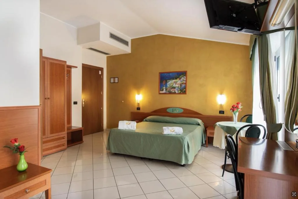 Camera Matrimoniale Superior — HD Hotel